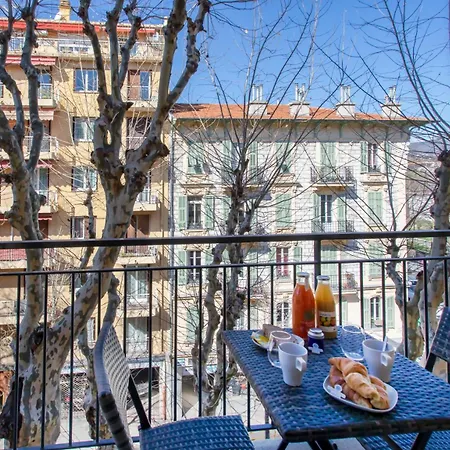 Riquier 1br Steps From Sncf * ניס