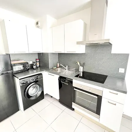 Riquier 1br Steps From Sncf * Nice