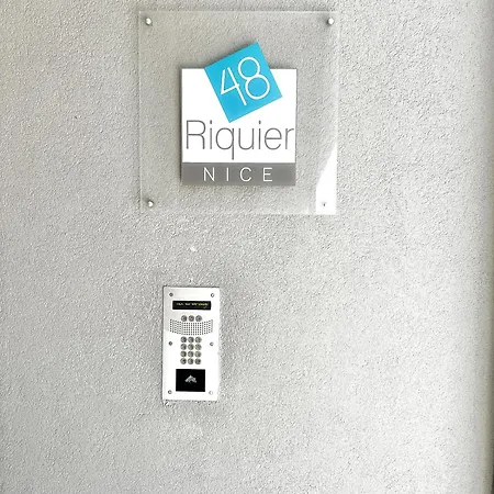 Riquier 1br Steps From Sncf * ניס